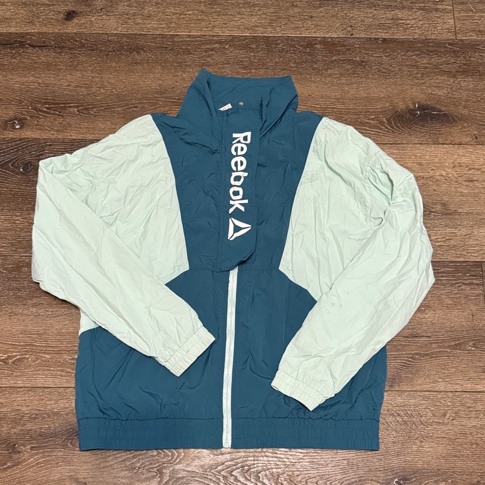 Reebok windbreaker medium
